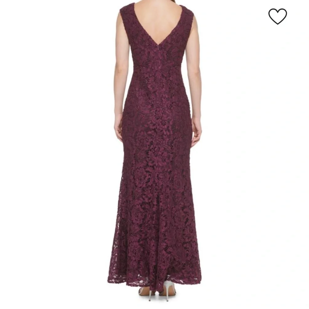 Elegant Vince Camuto beaded Lace Evening Gown - Plum - Picture 2 of 2